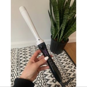 Paul Mitchell Ion Unclipped Curling Wand